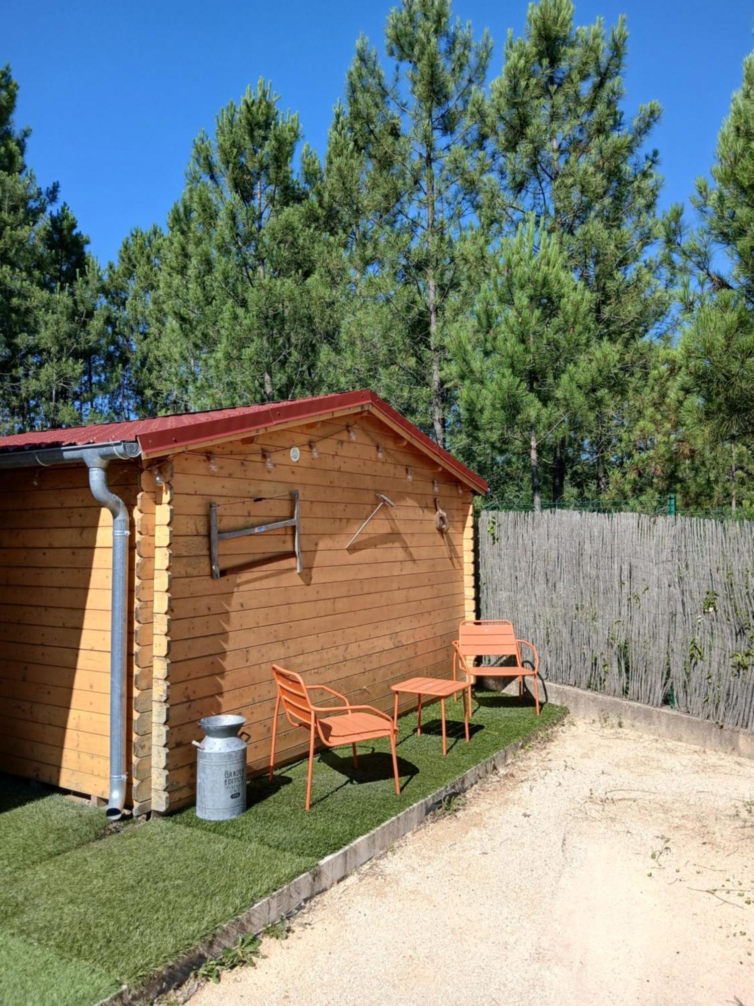 Chalet Charmant Avec Piscine Mercuer Dış mekan fotoğraf
