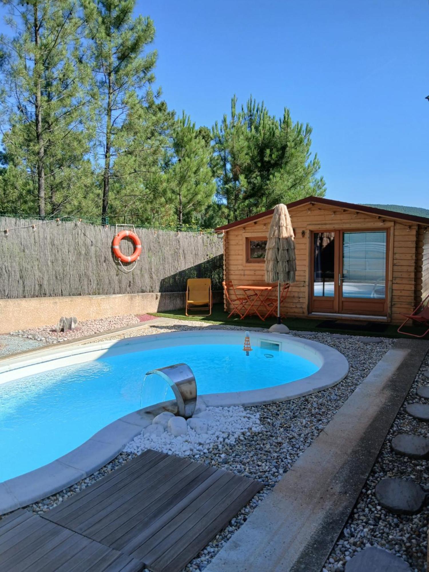 Chalet Charmant Avec Piscine Mercuer Dış mekan fotoğraf